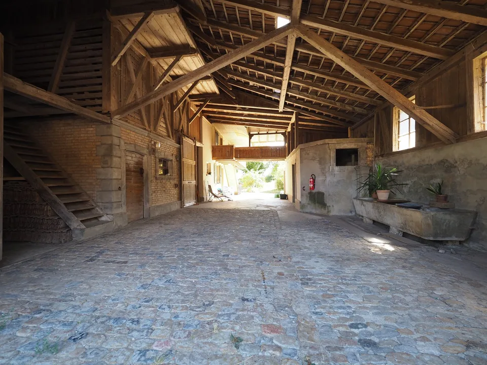 Casa colonica storica con vista panoramica, carattere e grande potenziale – foto 5 di 7