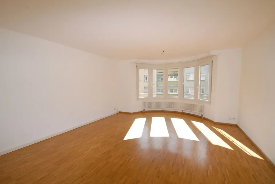 Grosszügige 3½ -Z'Whg nahe Uni und Spalentor – Foto 2 von 9