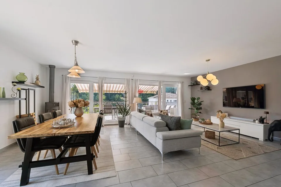 Casa unifamiliare 5.5 locali con grande terrazza e garage doppio – foto 4 di 10