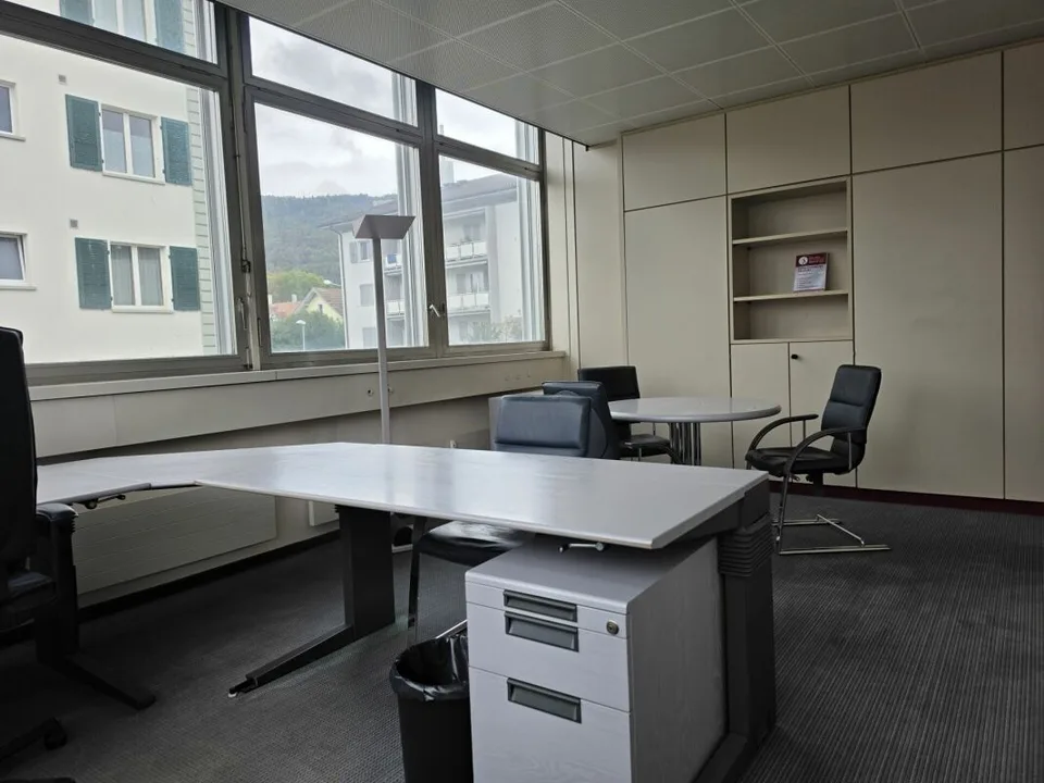 Spazio per le vostre idee di business a Nidau - uffici flessibili da 12 a 40 m² – foto 5 di 10