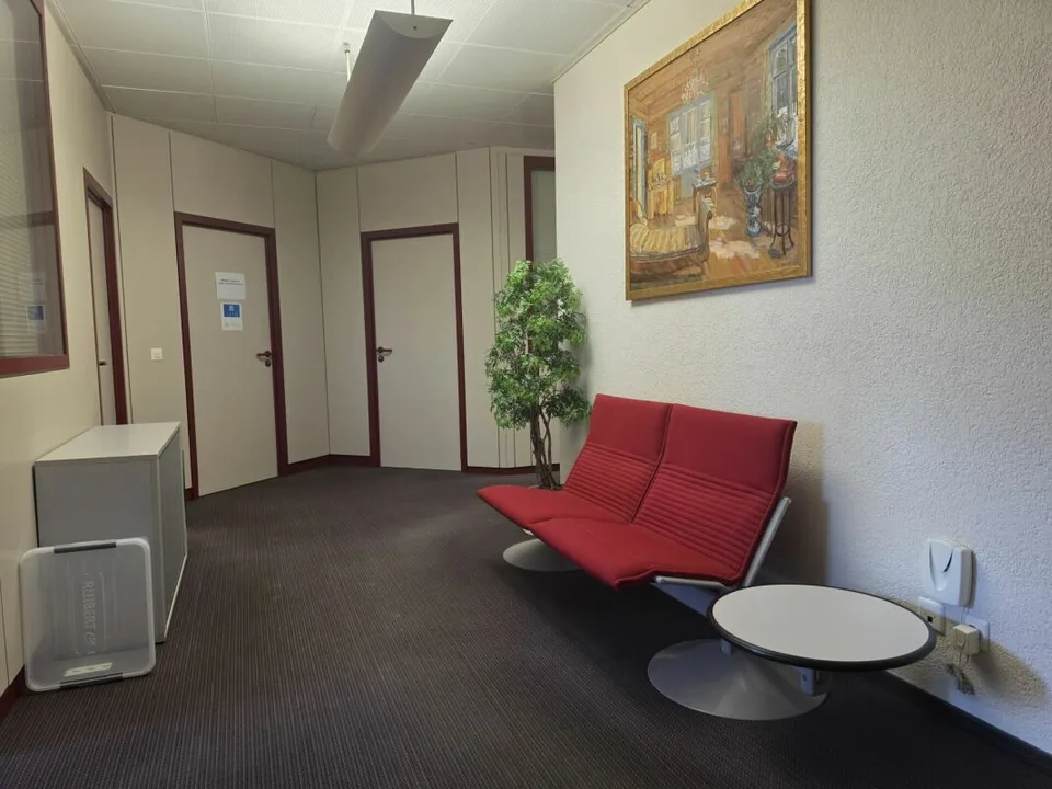 Spazio per le vostre idee di business a Nidau - uffici flessibili da 12 a 40 m² – foto 9 di 10