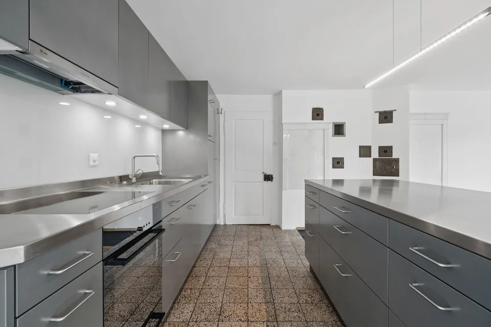 stillvoll sanierte 5.5-Zimmer-Wohnung – Foto 11 von 20
