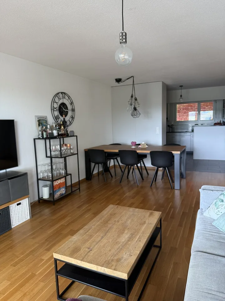 3½ ZI-WOHNUNG IN BONSTETTEN (ZH), MÖBLIERT, TEMPORÄR – Foto 2 von 9