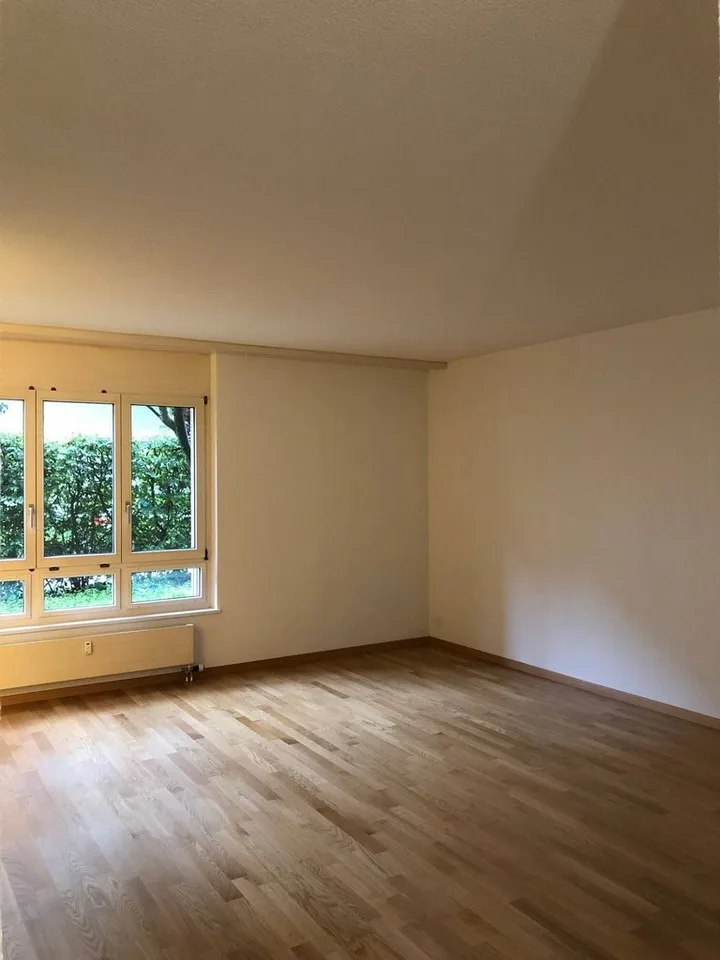 Stadtnahe 1-Zimmerwohnung mit Gartensitzplatz – Foto 3 von 3