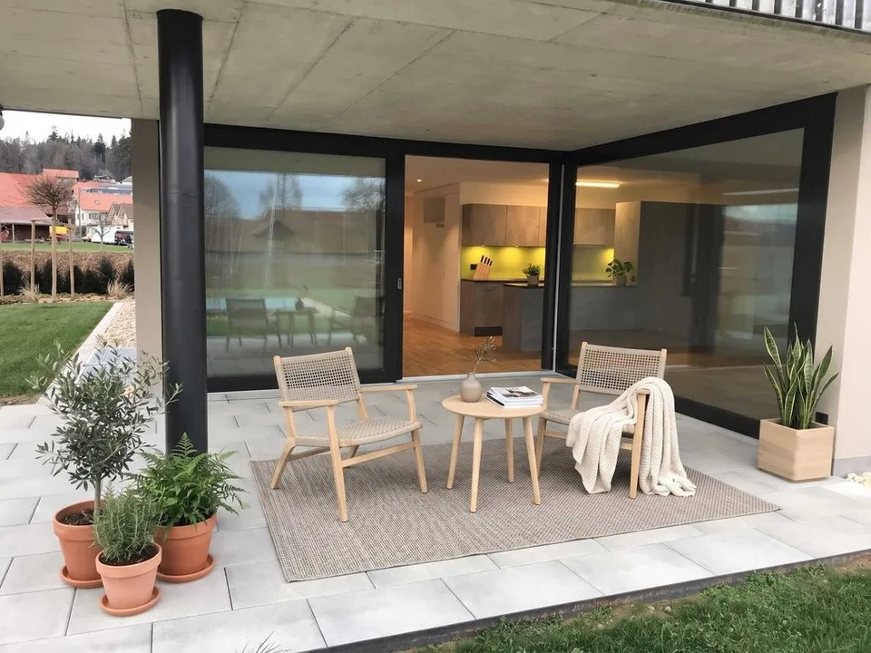 5.5-ZW à 125 m2 im 1. OG mit grossem Sitzplatz – Foto 8 von 8