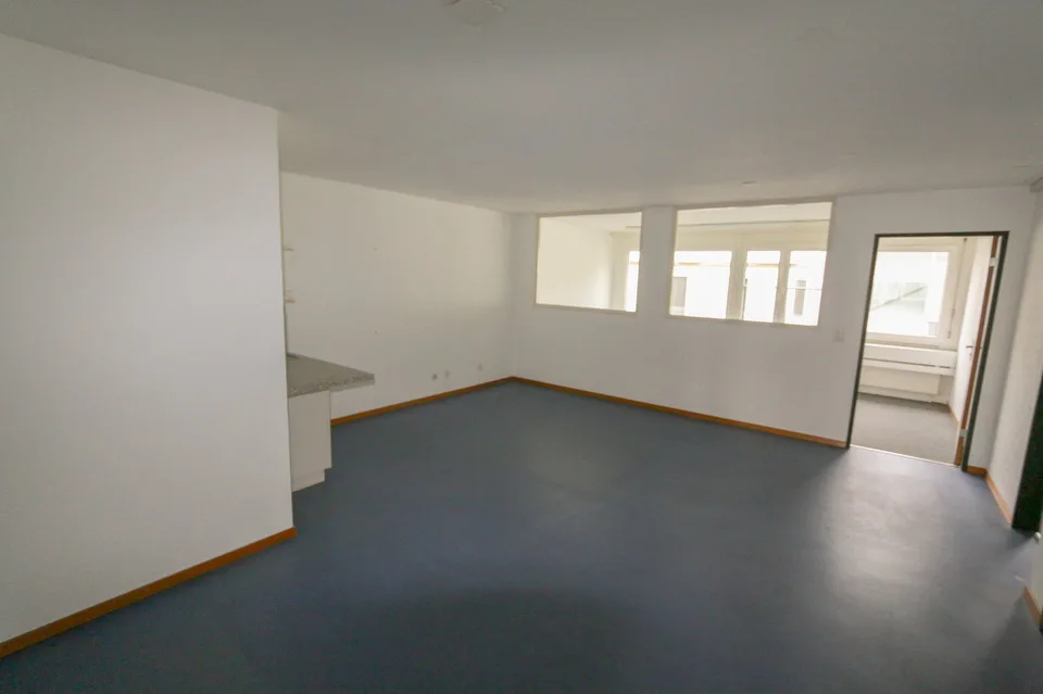 Negozio in locazione nella piazza centrale, Urtenen-Schönbühl – foto 2 di 6