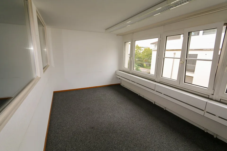 Negozio in locazione nella piazza centrale, Urtenen-Schönbühl – foto 5 di 6