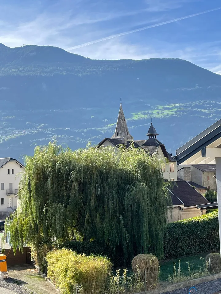 SUPERBA 3.5 LOCALI NUOVO CON BALCONE E PARCO INTERNO COMPRESO - POSIZIONE IDEALE A ARDON – foto 2 di 18