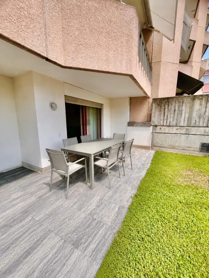 Geräumige 3,5-Zimmer-Wohnung mit eigenem Garten und Parkplätzen – Foto 13 von 13