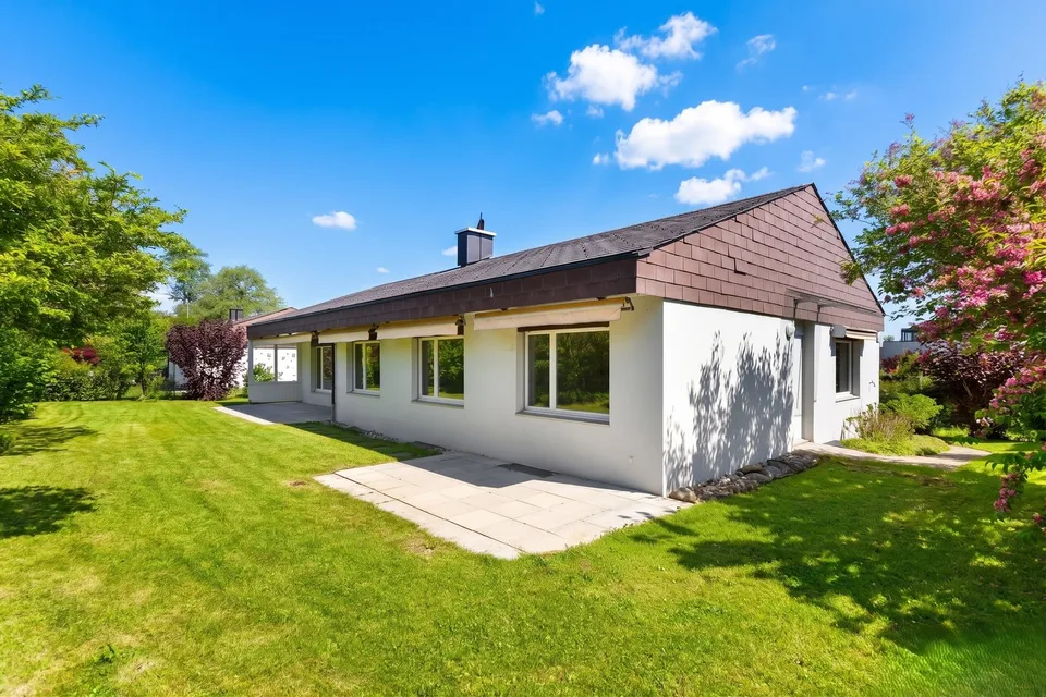 Freistehendes Einfamilienhaus - Wohnen im Grünen – Foto 6 von 7