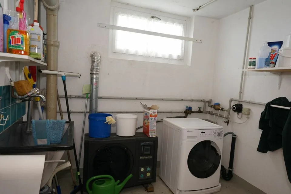 Affascinante casa unifamiliare di 4,5 stanze con giardino di 500m2 – foto 13 di 17