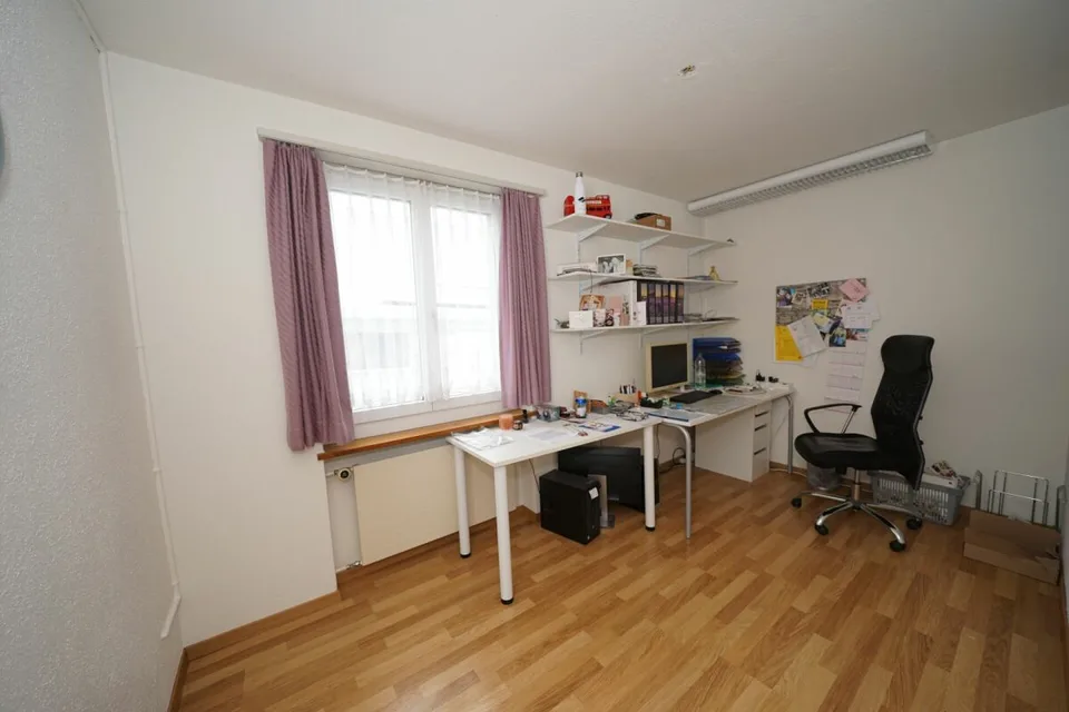Affascinante casa unifamiliare di 4,5 stanze con giardino di 500m2 – foto 11 di 17