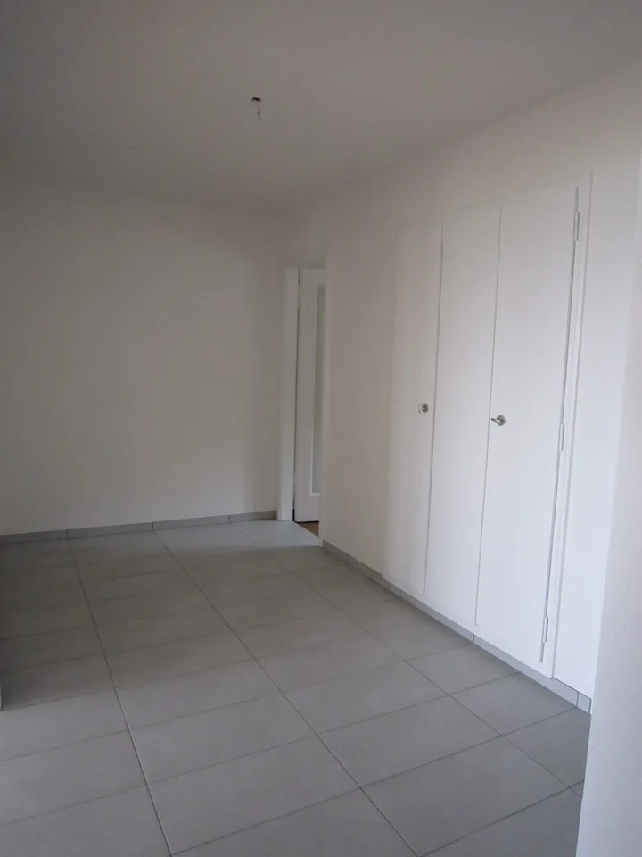 Appartement en duplex de 3,5 pièces avec vue panoramique à Biel – photo 9 sur 13