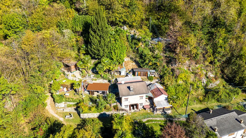 Rückzugsort im Tessin - Renoviertes Ferienhaus, mit Garten und Parkplatz – foto 26 di 26