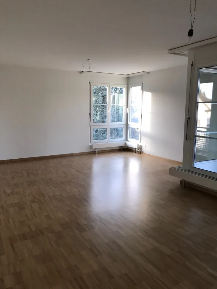 Tolle Wohnung mit Balkon zu vermieten ... – Foto 6 von 11