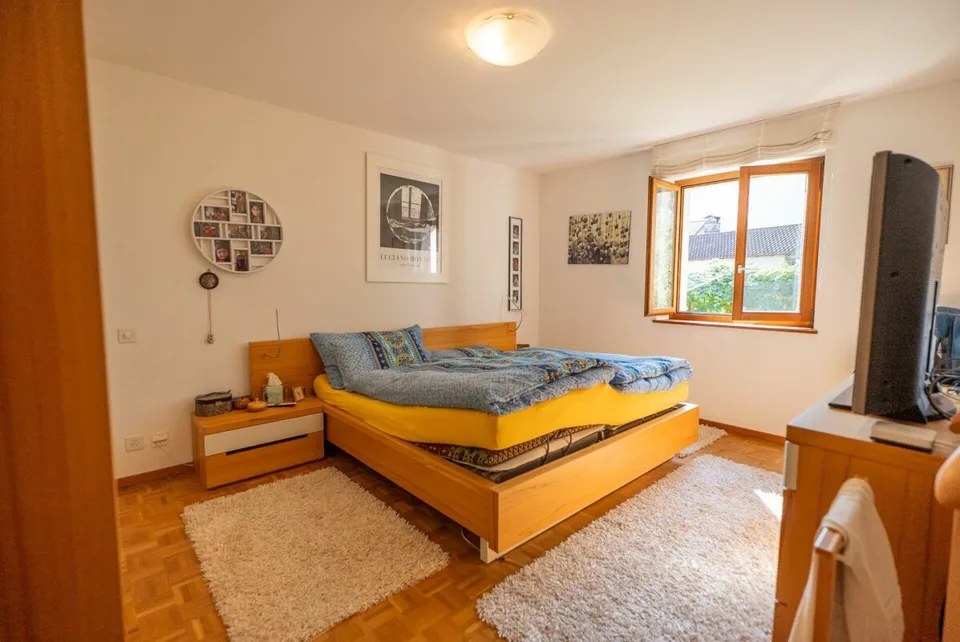 Wir verkaufen ein Einfamilienhaus in Cevio in ruhiger Lage – Foto 16 von 20