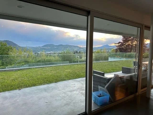 Villa moderne avec vue et piscine – photo 7 sur 11