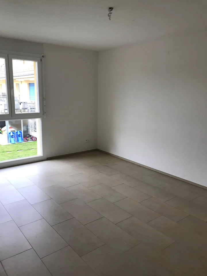 Charmante 3.5-Zimmer-Wohnung mit Balkon und herrlicher Aussicht in Lostorf – Foto 12 von 17