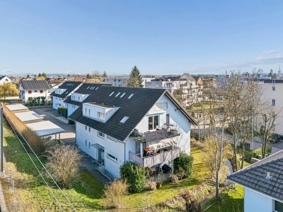 Appartement de 3,5 pièces avec jardin, idyllique au bord du ruisseau – photo 6 sur 7