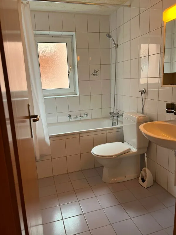 Charming 3.5 room old town apartment – photo 7 of 8
