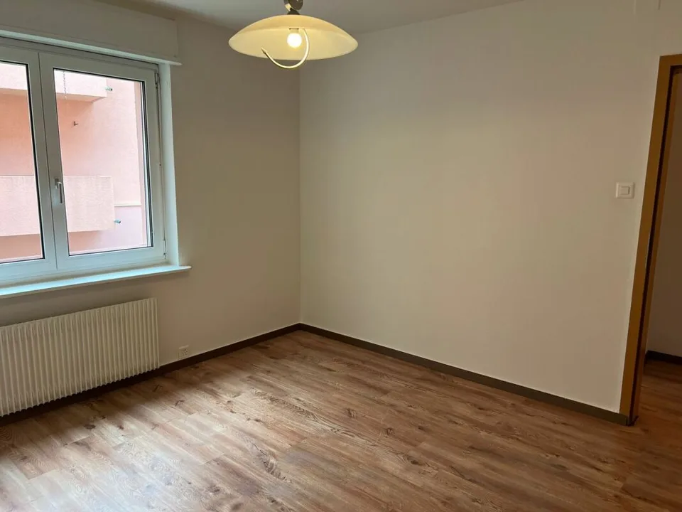 Charming 3.5 room old town apartment – photo 4 of 8
