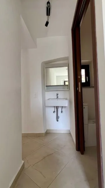 4 Zimmer Einfamilienhaus in Agra – Foto 12 von 18