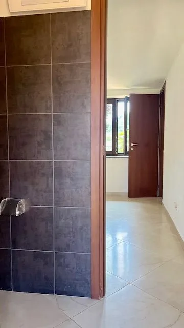 4 Zimmer Einfamilienhaus in Agra – Foto 10 von 18