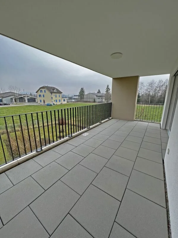 Affascinante appartamento di 3.5 locali con ampio balcone e vista sul verde. – foto 9 di 13