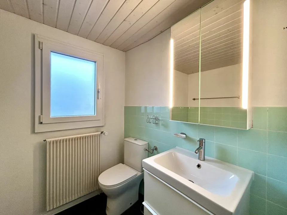 Double semi-detached house in Bettenhausen with development potential & PV system! – photo 10 of 13