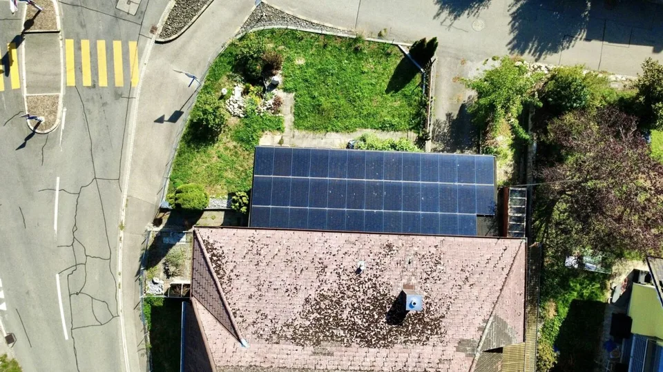 Double semi-detached house in Bettenhausen with development potential & PV system! – photo 13 of 13