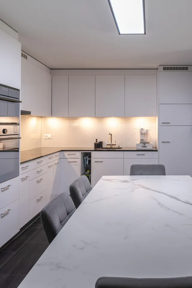 Modern living with private garden - attractive 4.5-room apartment – photo 4 of 13
