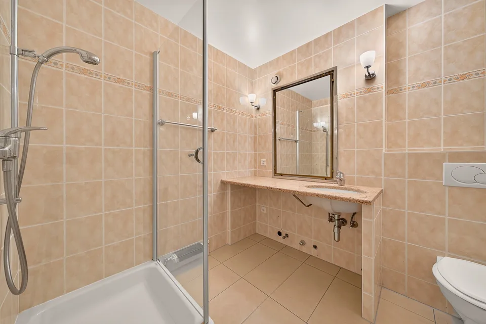 Prächtige 5-Zimmer-Wohnung in Lausanne, privilegiertes Viertel – Foto 11 von 13