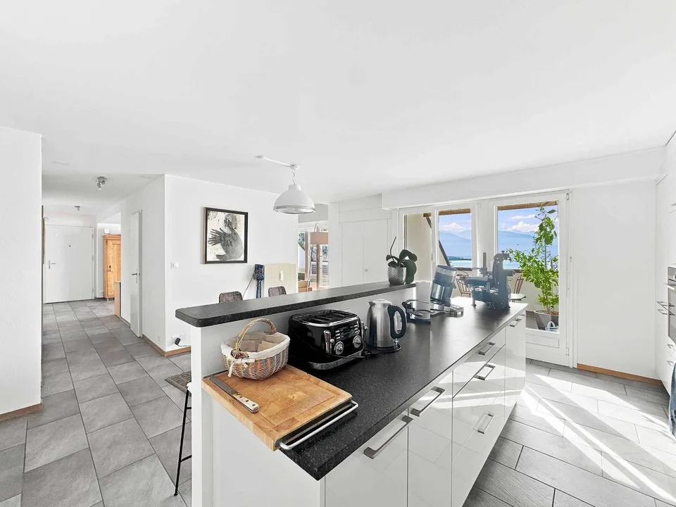 Superbes 4,5-Zimmer-Wohnung mit 129,5 m2 Innenraum + Balkon – Foto 6 von 13