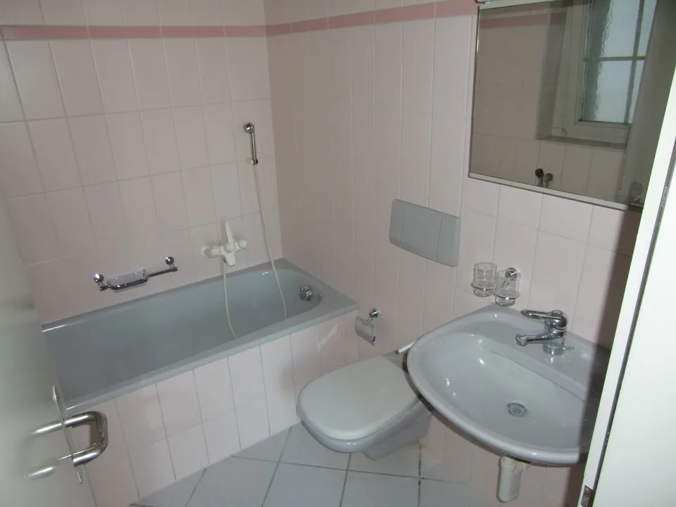 Charmante Maisonette mit grosser Terrasse – Foto 10 von 12