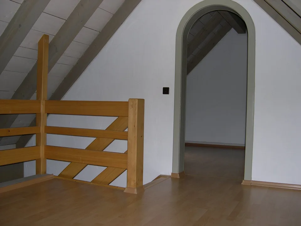 Charmante Maisonette mit grosser Terrasse – Foto 4 von 12