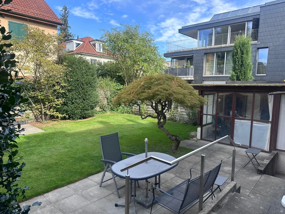 Casa unifamiliare affascinante in una posizione tranquilla nel cuore di Winterthur – foto 3 di 22