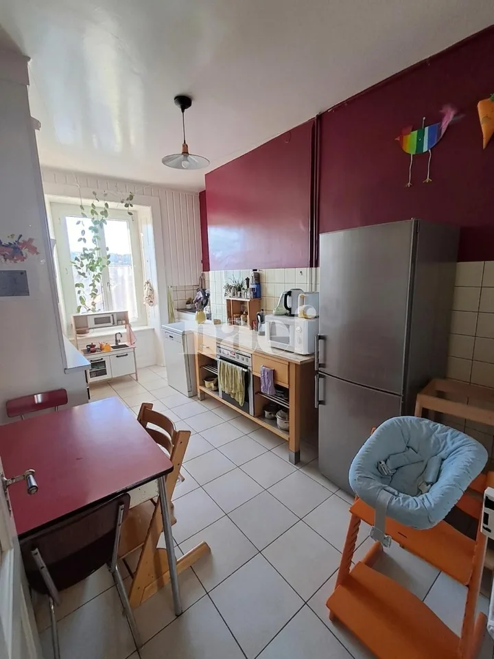 Dreizimmerwohnung mit Balkon im 3. Stock – Foto 4 von 7