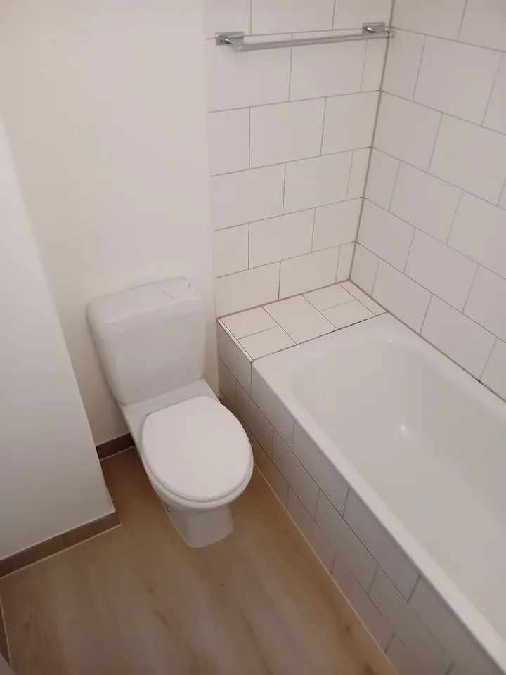 Bright 2.5-room apartment in Wabern – quiet location with good connections – photo 3 of 10