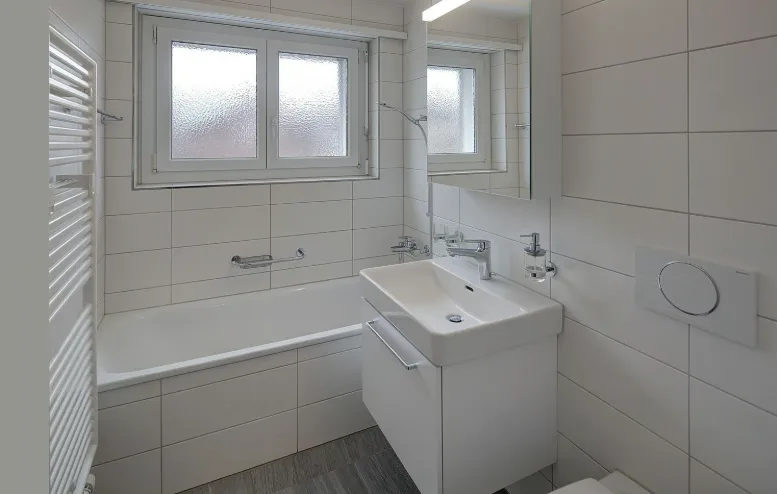 Moderne 3-Zimmer-Wohnung mit grossem Balkon – Foto 6 von 7