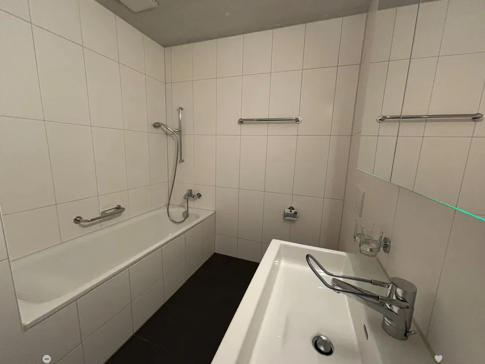 Helle 4.5-Zimmer-Wohnung zur Miete in Biel – Foto 5 von 10