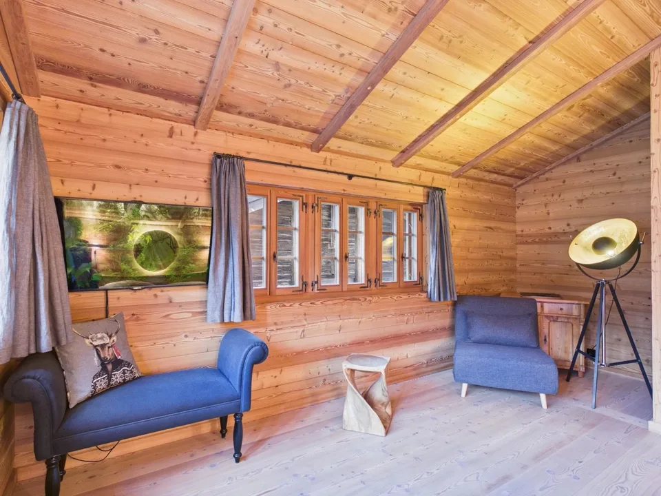 Unique Chalet-Bijou with modern Alpine chic – photo 14 of 24