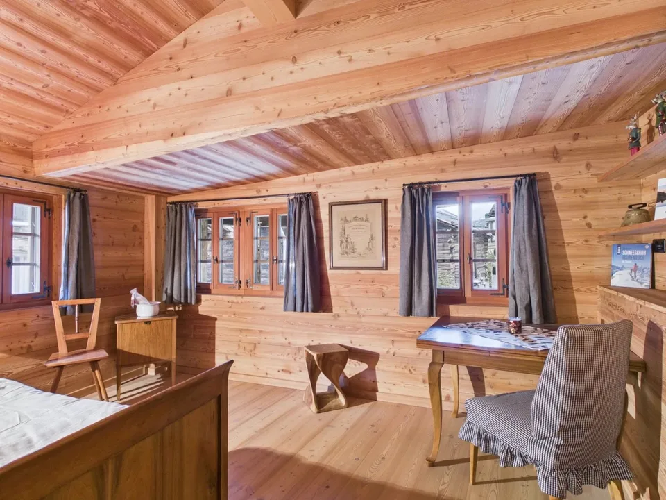 Unique Chalet-Bijou with modern Alpine chic – photo 19 of 24