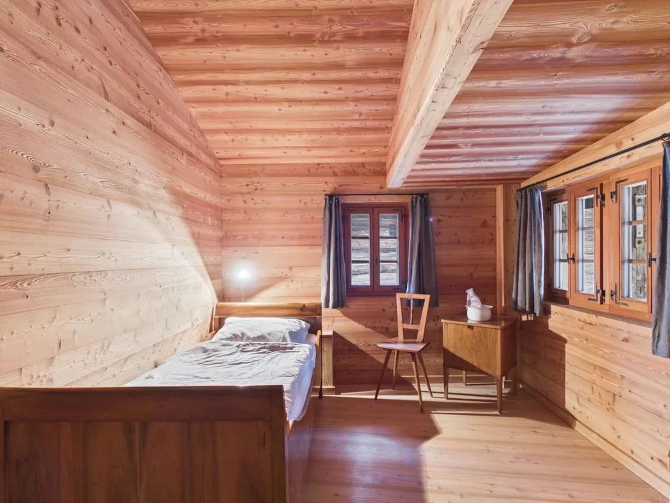 Unique Chalet-Bijou with modern Alpine chic – photo 20 of 24