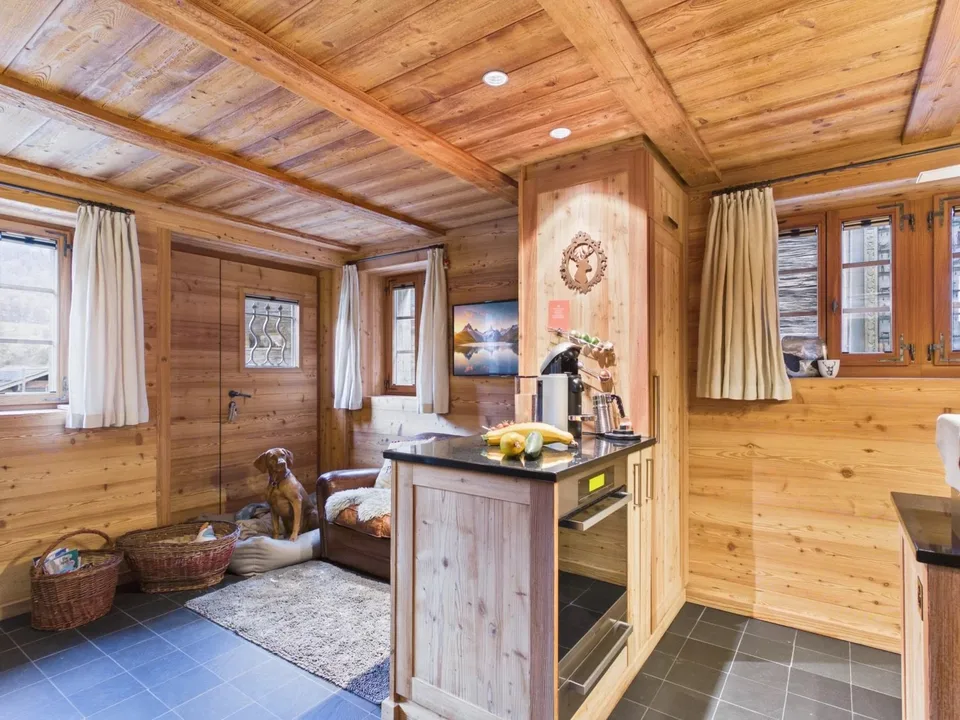 Unique Chalet-Bijou with modern Alpine chic – photo 9 of 24