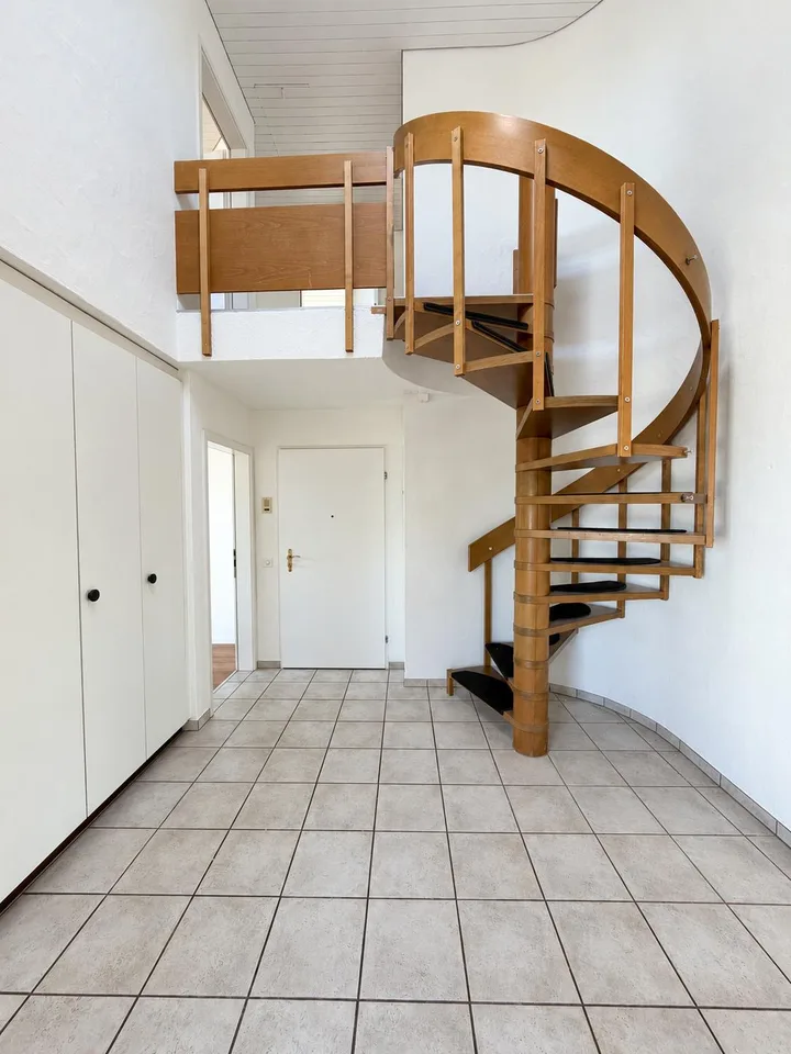 Wohnen mit Weitsicht grosszügige 4½-Zimmerwohnung mit Seesicht in Uttwil – Foto 7 von 13