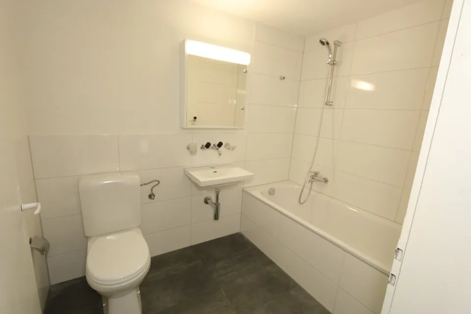 Modern & Hell, Exclusive Living Experience! – photo 11 of 11