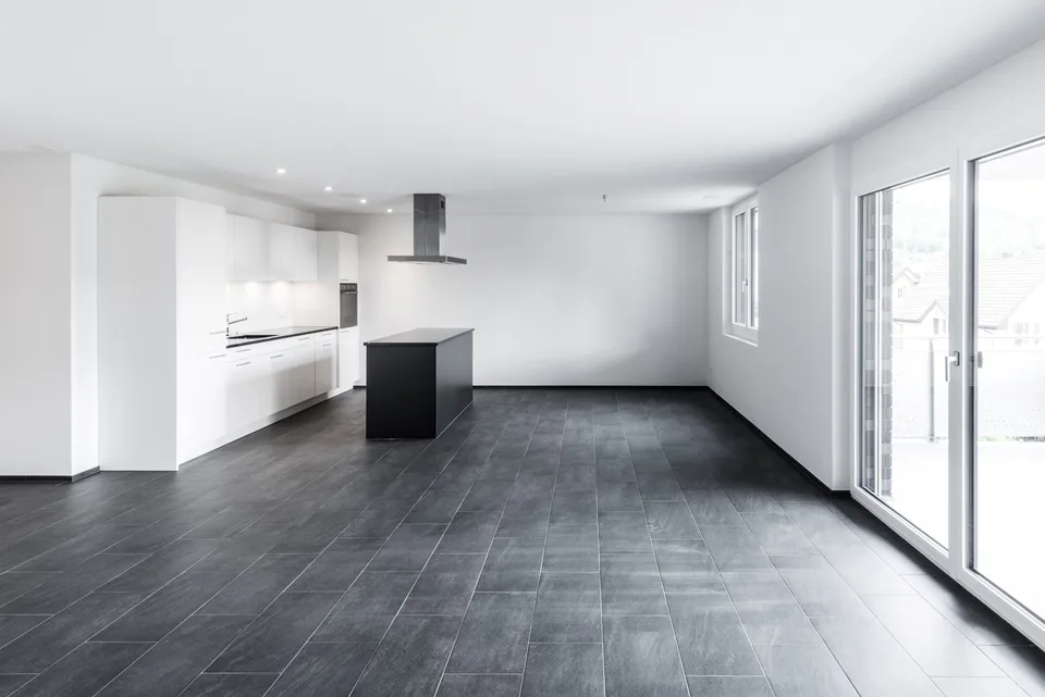 Absolut zentral gelegene 3 1/2-Zimmerwohnung mit grossem Balkon – Foto 4 von 5