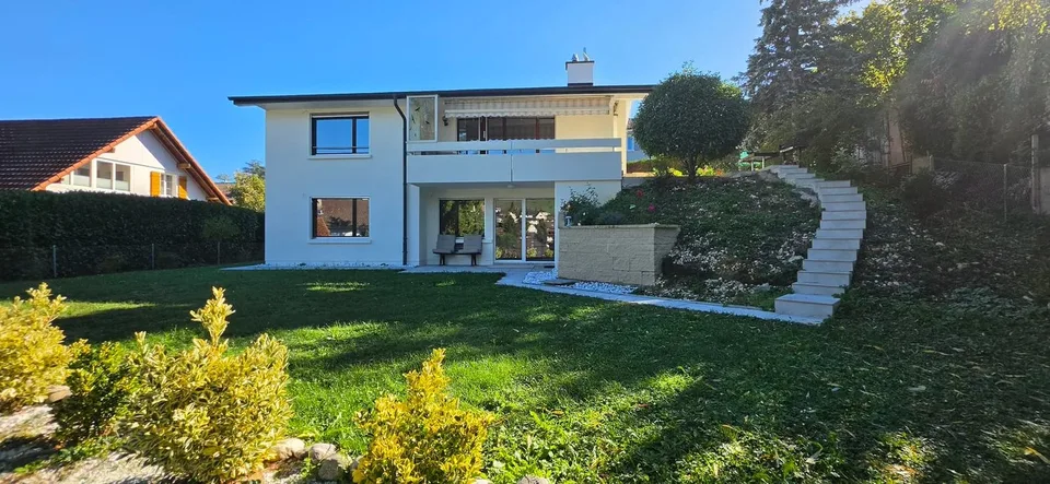 Casa familiare di 5,5 locali in vendita a Niederdorf – foto 3 di 13