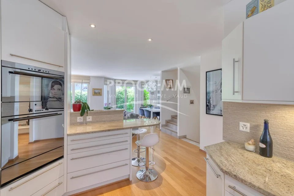 Exclusivité - Maison 3 chambres avec garage - Grande pièce en sous-sol - Jardin – photo 6 sur 10