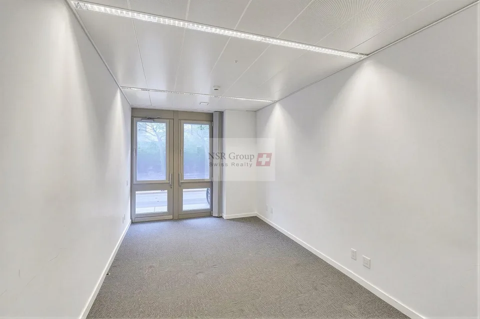 Arcade Gewerbeimmobilie 538 m² + 100 m² Lager - Januar 2027 – Foto 10 von 13
